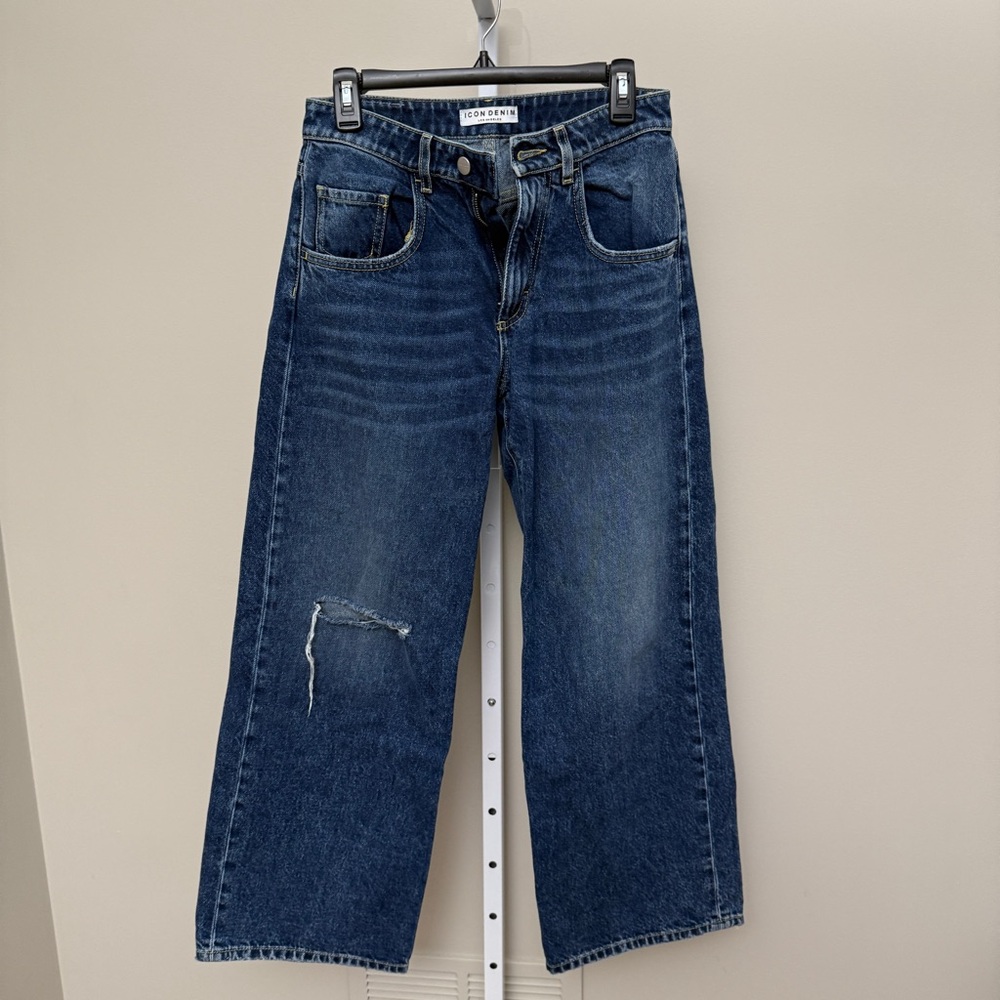 Icon denim Los Angeles Women's Relaxed Blue Jeans size 23